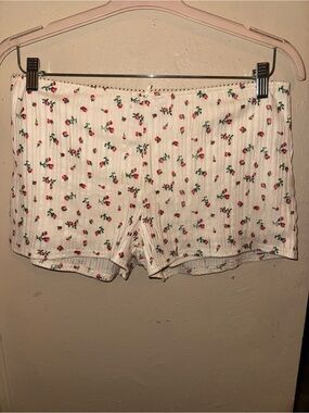Bailey Rose Floral Rose Print Shorts | Size Large